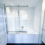 Διαμέρισμα View 2 Bedroom Apartment, Terrace, Private Access Velden am Wörthersee