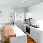 View 2 Bedroom Apartment, Terrace, Private Access