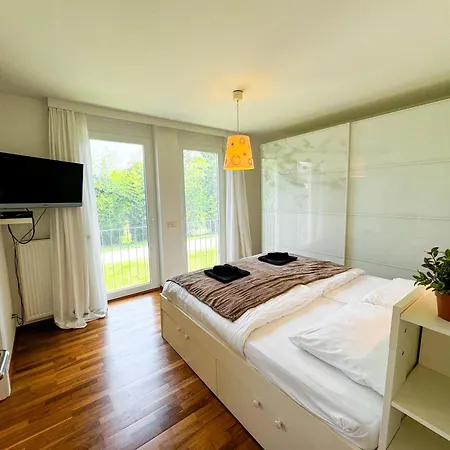 Appartement 2-schlafzimmer Apartment, Terrasse, Seezugang