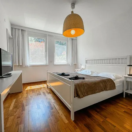 Appartement 2-schlafzimmer Apartment, Terrasse, Seezugang