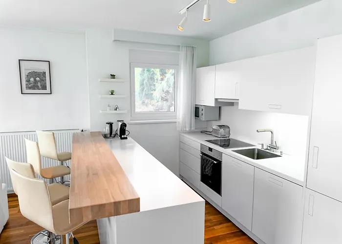 View 2 Bedroom Apartment, Terrace, Private Access